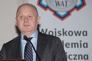Ilustracja: W stronę satelity obserwacyjnego <br />
Dr hab. Mariusz Figurski