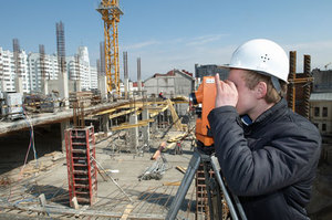 Ilustracja: Kodeks urbanistyczno-budowlany na konferencji geodetów w Ustroniu