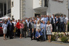 Ilustracja: <b class=pic_title>XIII Podlaskie Forum GIS</b> <br />
<br />
<b class=pic_description>Uczestnicy Forum przed Hotelem Supraśl, miejscem obrad</b> <br />
<br />
<b class=pic_author>fot.  Damian Czekaj</b><br />
<br />
