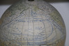 Ilustracja: <b class=pic_title>Wernisaż wystawy "Europa, Polska, Warszawa na przestrzeni wieków w geodezji i kartografii"</b> <br />
<br />
<b class=pic_description>Na wystawie można było także podziwiać kolekcję globusów z przełomu XIX i XX wieku</b> <br />
<br />
<b class=pic_author>fot.  JK</b><br />
<br />
