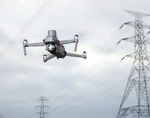 Ilustracja: DJI prezentuje drona Mavic 2 z odbiornikiem RTK
