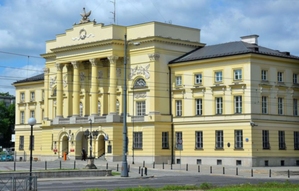 Ilustracja: Stołeczna policja poszukuje chętnych do prowadzenia ODGiK <br />
fot. Adrian Grycuk/Wikipedia