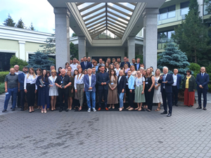 Ilustracja: O usługach sieciowych i automatyzacji na konferencji w Jachrance <br />
Uczestnicy konferencji
